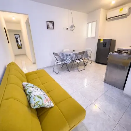 Apartamento 2cb-4 De 2 Alcobas En El Centro Historico Con Aire Acondicionado Y Wifi *