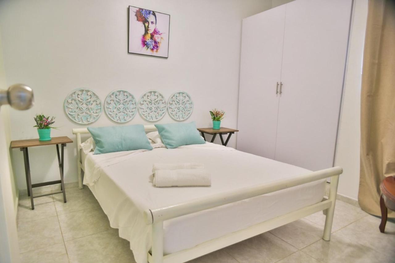 Apartamento 2cb-4 De 2 Alcobas En El Centro Historico Con Aire Acondicionado Y Wifi *