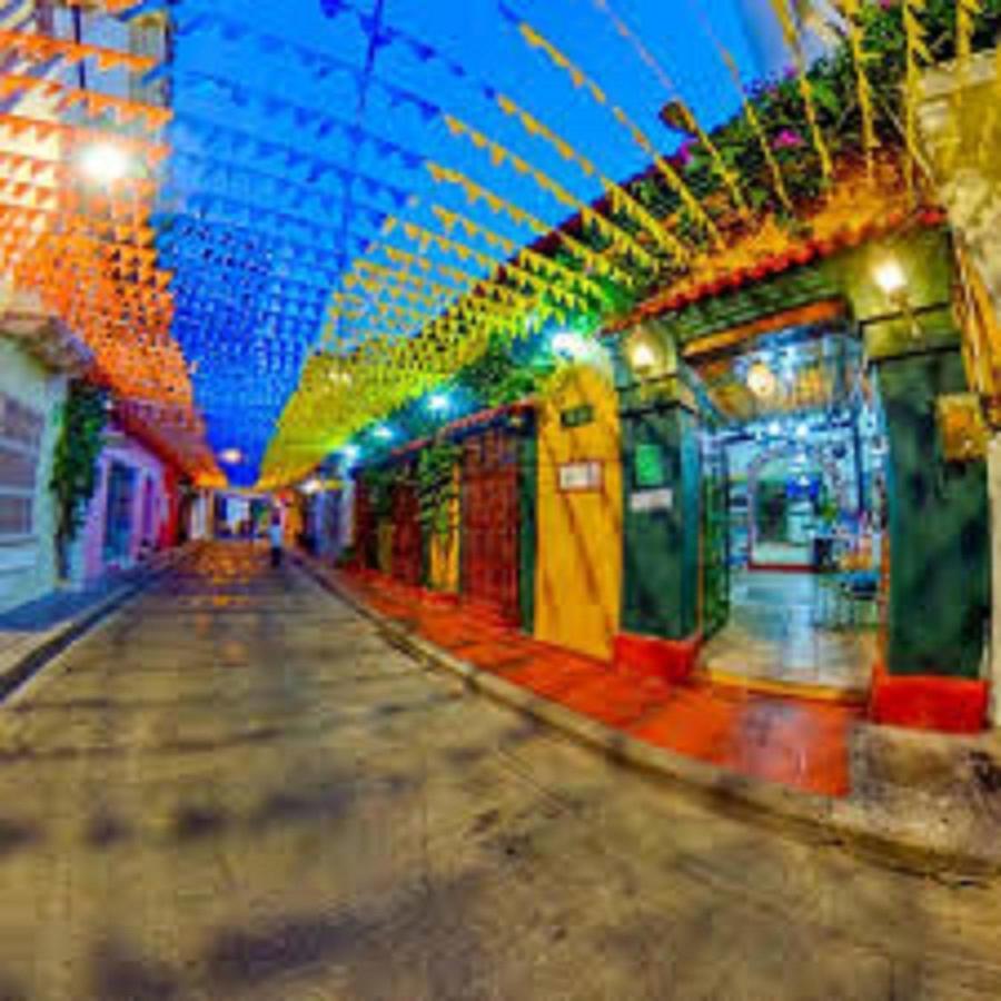 Apartamento 2cb-4 De 2 Alcobas En El Centro Historico Con Aire Acondicionado Y Wifi